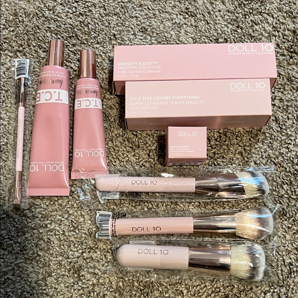 Dollcake Blush Pink Makeup Brush Collection